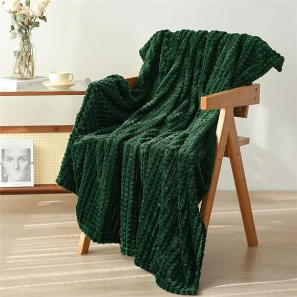 Green Throw Blanket 50"×60" Decorations Fleece Super Soft Plush Fuzzy Cozy Blank - Picture 7 of 7